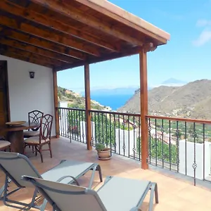 Casa La Sabina Roja 1 - Casa Con Impresionantes Vistas Sobre Y El Mar , Hermigua Spanien