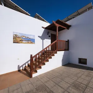 Flavia-private Pool, Jacuzzi, Sea Views Villa Playa Blanca (Lanzarote)