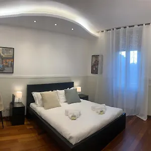 Domus Laura In Trastevere Roma